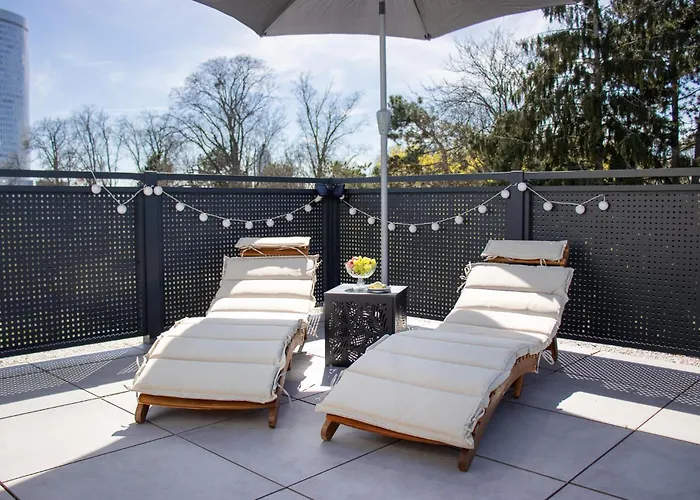 Noblenest Penthouse - Dachterrasse - Offenes Bad